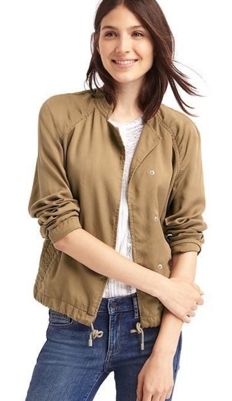 GAP Jackets & Blazers - Gap lightweight jacket